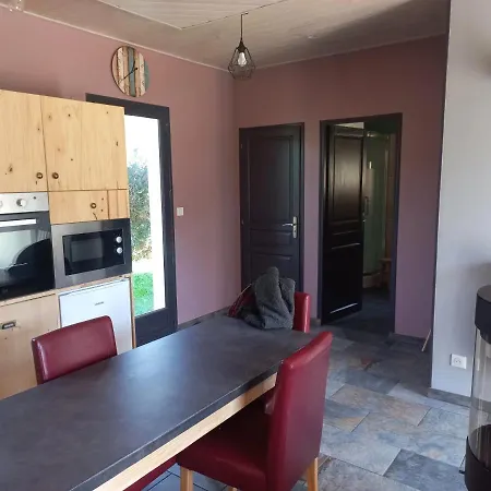 Gite Avec Option Bien-Etre Sur La Veloscenie Montigny-le-Chartif Exterior photo